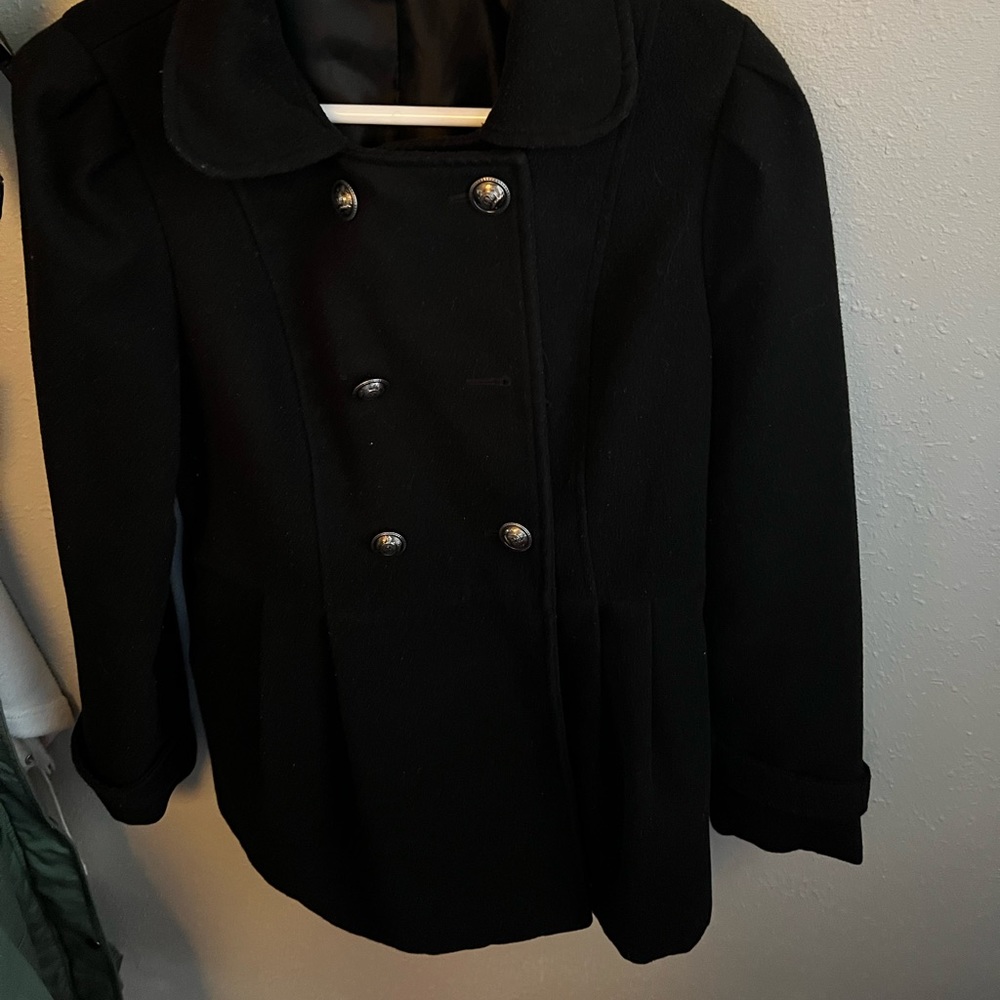 Black forever 21 jacket. Missing one button. Send me some offers